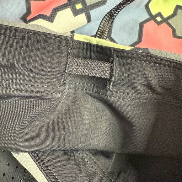 Sweaty Betty Zero Gravity Cropped Athletic 21” Leggings W1077 Sz L - Picture 8 of 9